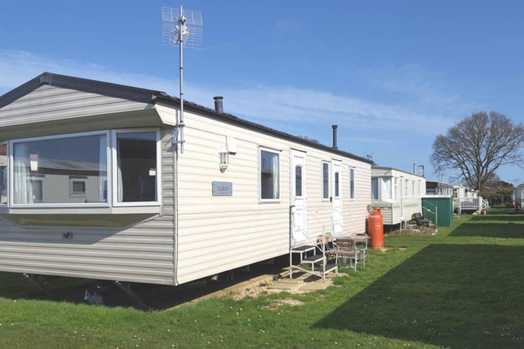 Sea Breeze Holiday Van, Close To Beach - Pets Go Free Heacham Dış mekan fotoğraf