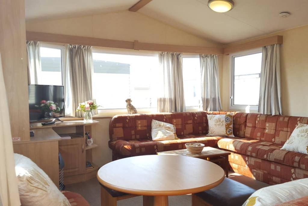 Sea Breeze Holiday Van, Close To Beach - Pets Go Free Heacham Dış mekan fotoğraf